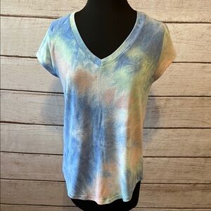 Tie-Dyed Deep V-Neck T-Shirt by Chelsea & Theodore - Size M, Casual T-Shirts